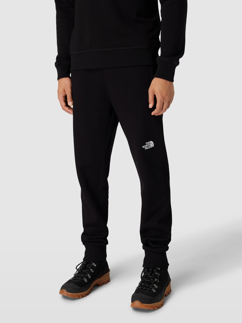 Sweatpants mit Label-Detail in schwarz
