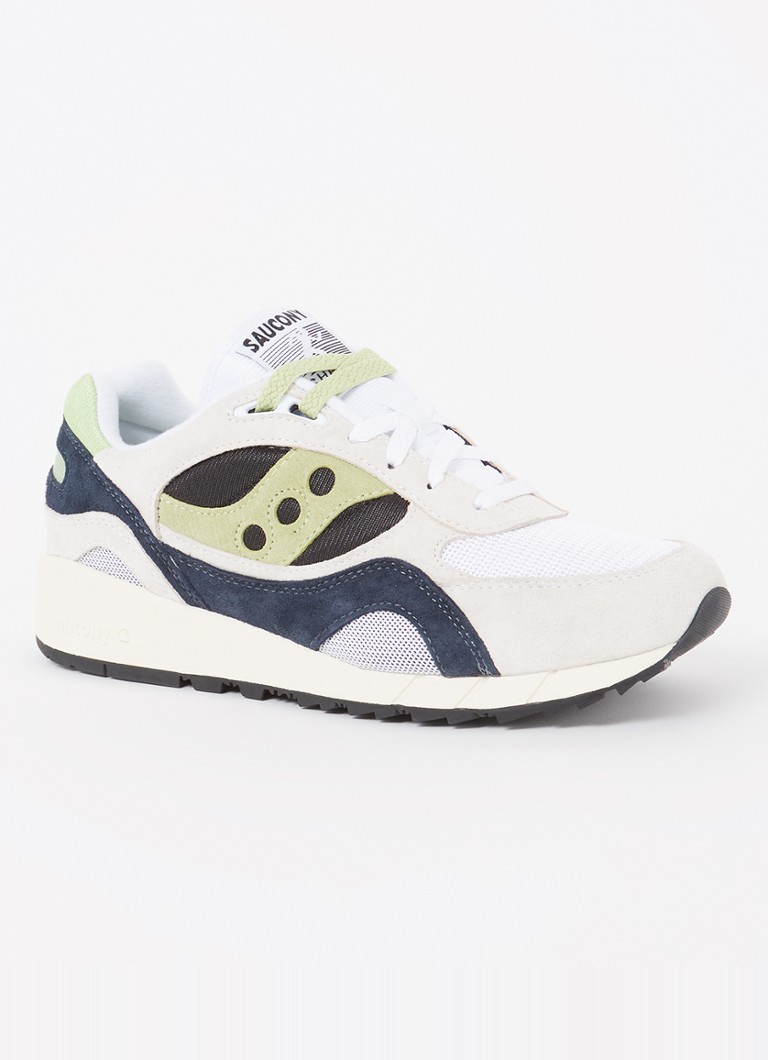 Tênis Saucony Shadow 6000 em camurça com detalhes em mesh.