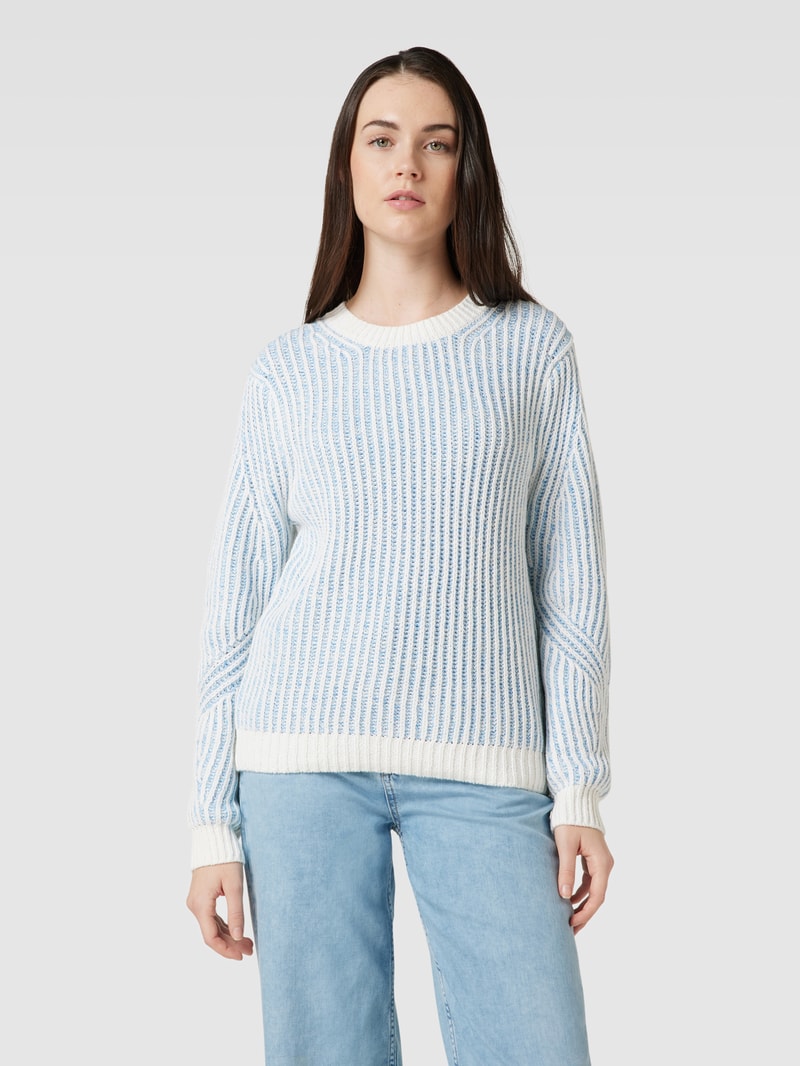 Strickpullover mit Rundhalsausschnitt in hellblau