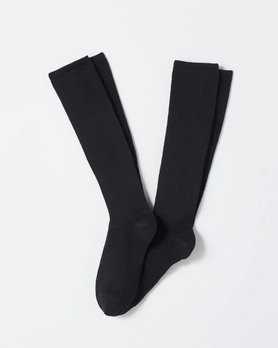 Lot de 2 paires de mi-bas laine et maille Thermolactyl.