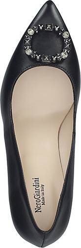 NeroGiardini Pumps