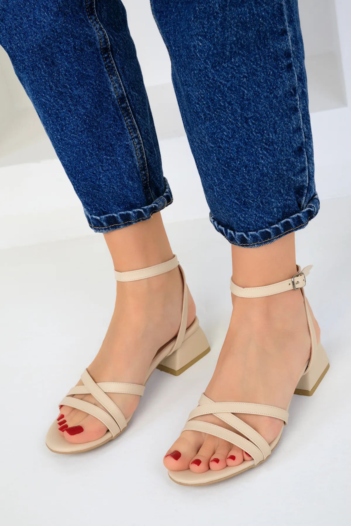 SOHO  Beige klassische Damenschuhe mit Absatz 18959