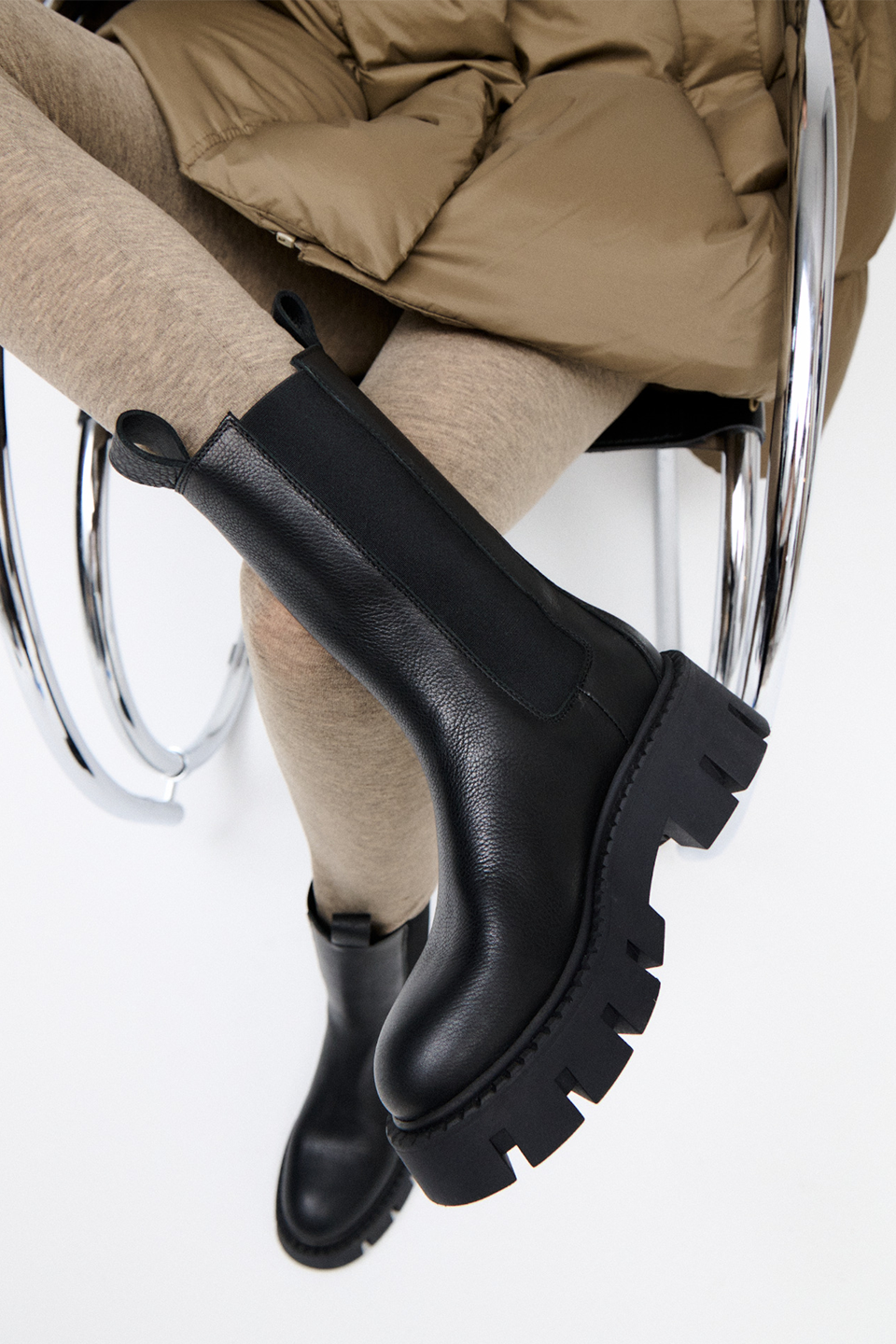 CPH139 vitello black