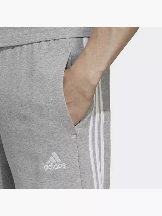 adidas Essentials French Terry 3-Streifen Shorts
