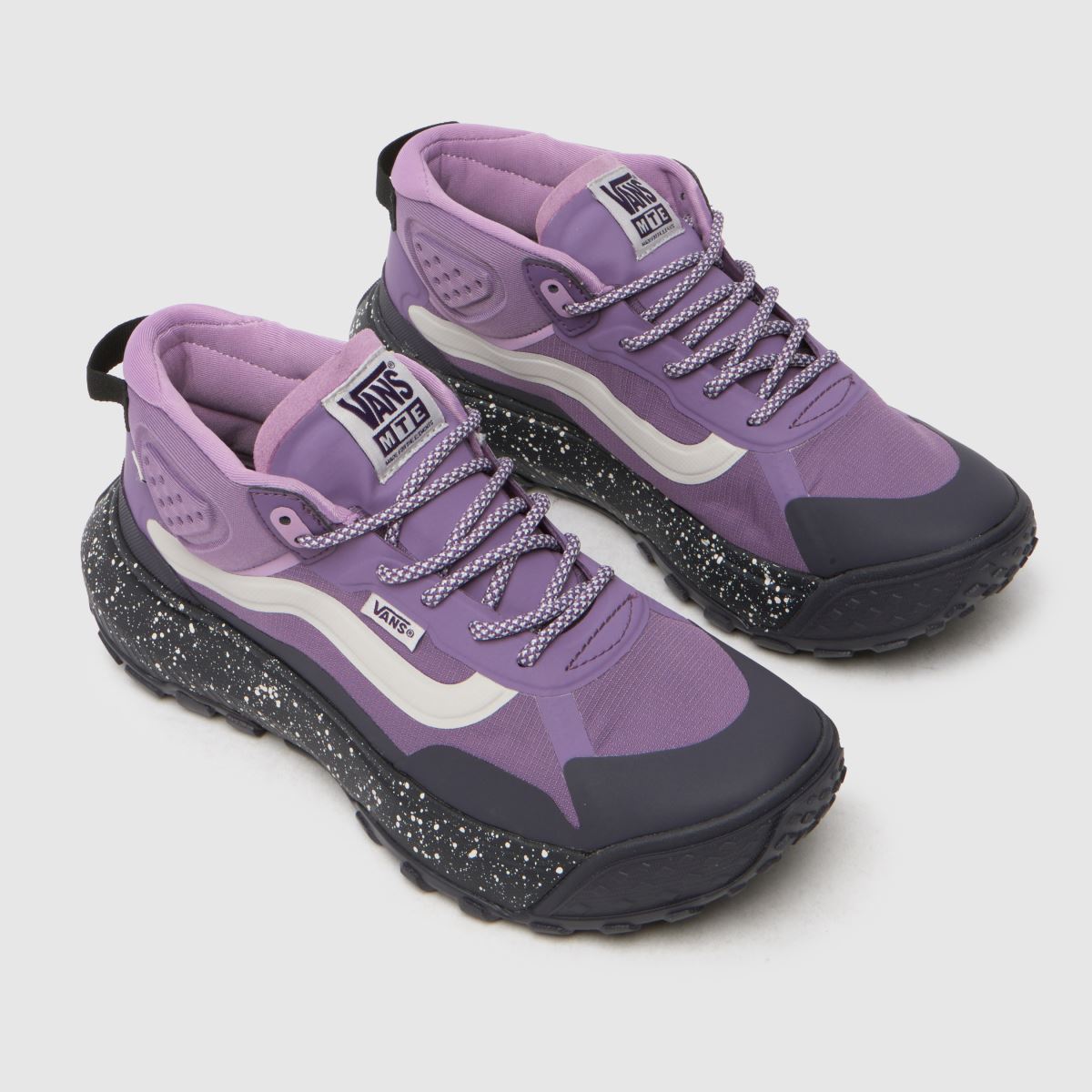 Vans MTE Crosspath Mid cipők lila színben