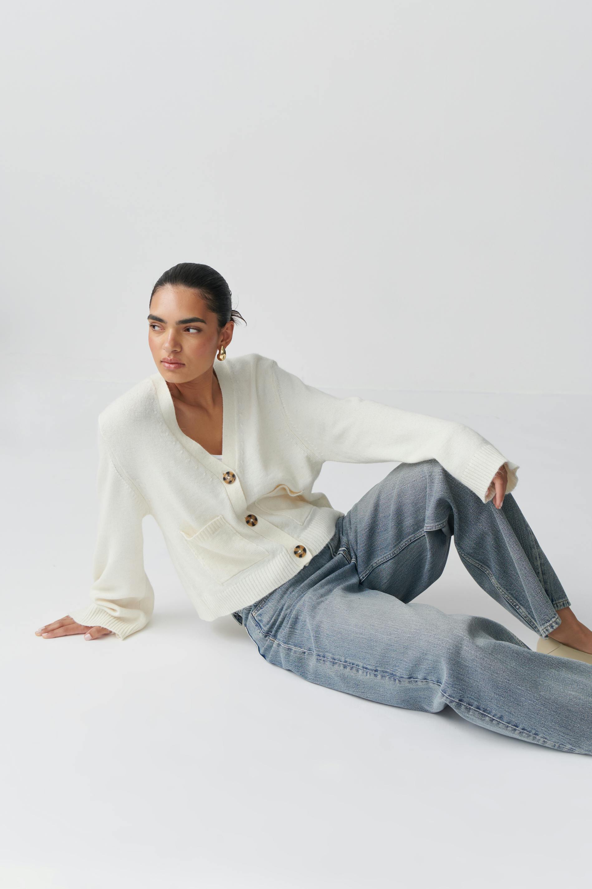 Relaxed knitted cardigan