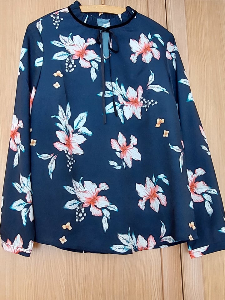 Nife Bluse in Dunkelblau/ Bunt günstig kaufen 42