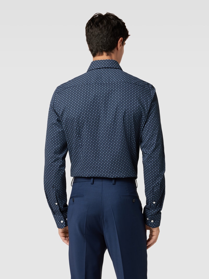 Slim Fit Business-Hemd mit Kentkragen in marineblau