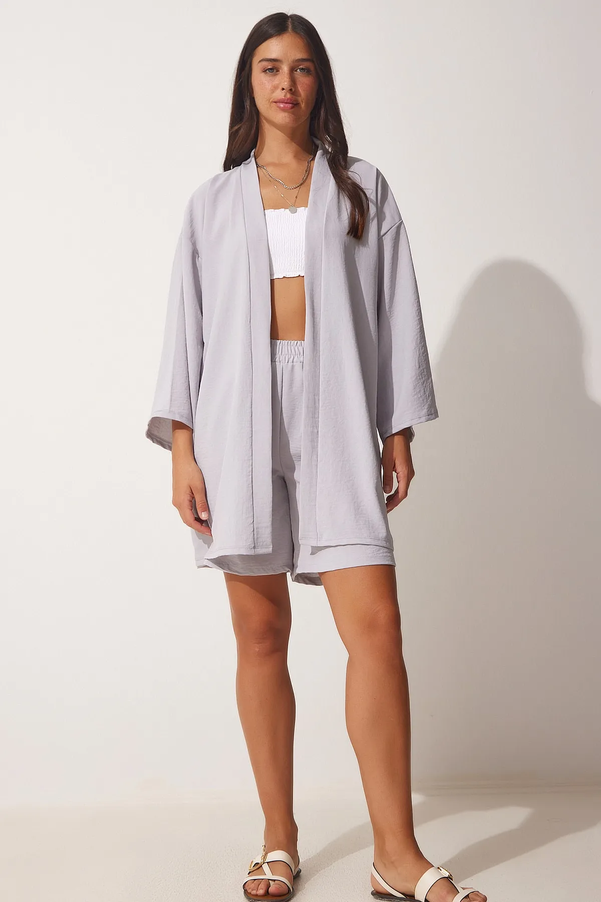 Happiness İstanbul  Graues fließendes Ayrobin Kimono-Shorts-Set für Damen DZ00053