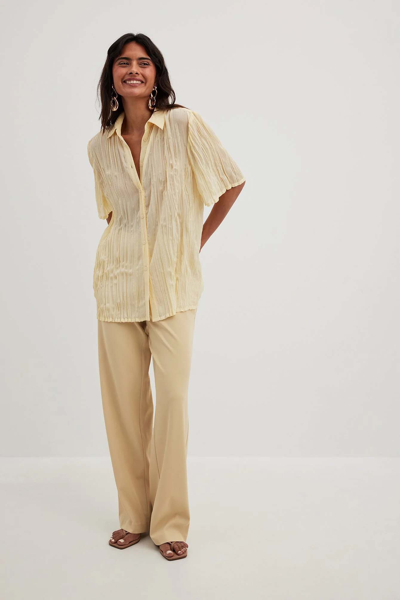 Strukturiertes Oversize-Shirt mit kurzen Ärmeln
