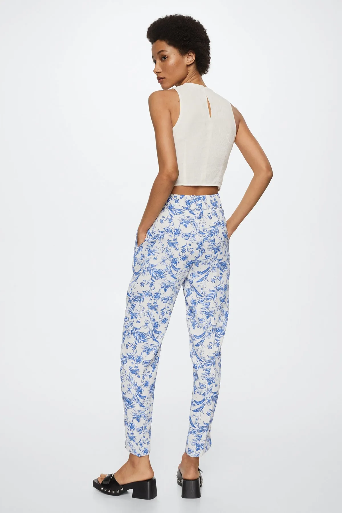 MANGO  Weiße Damenhose 27019202