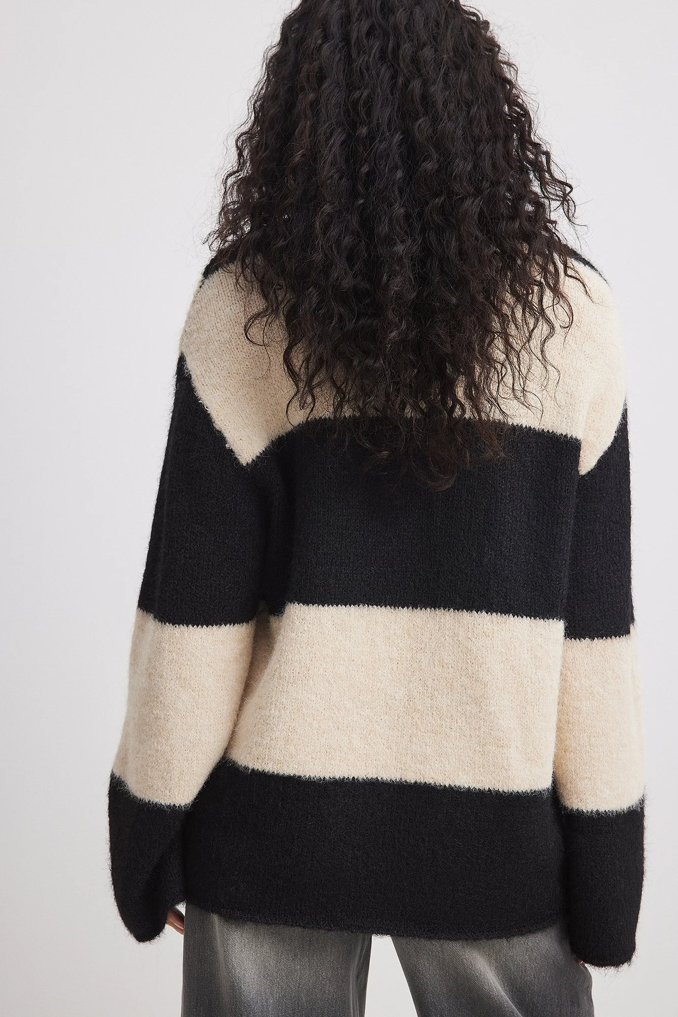 Oversize-Pullover mit Color-Block