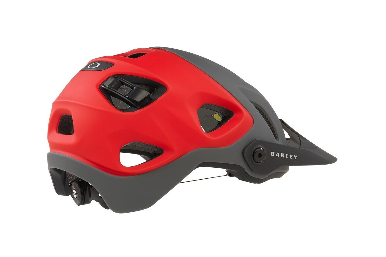 Oakley DRT5