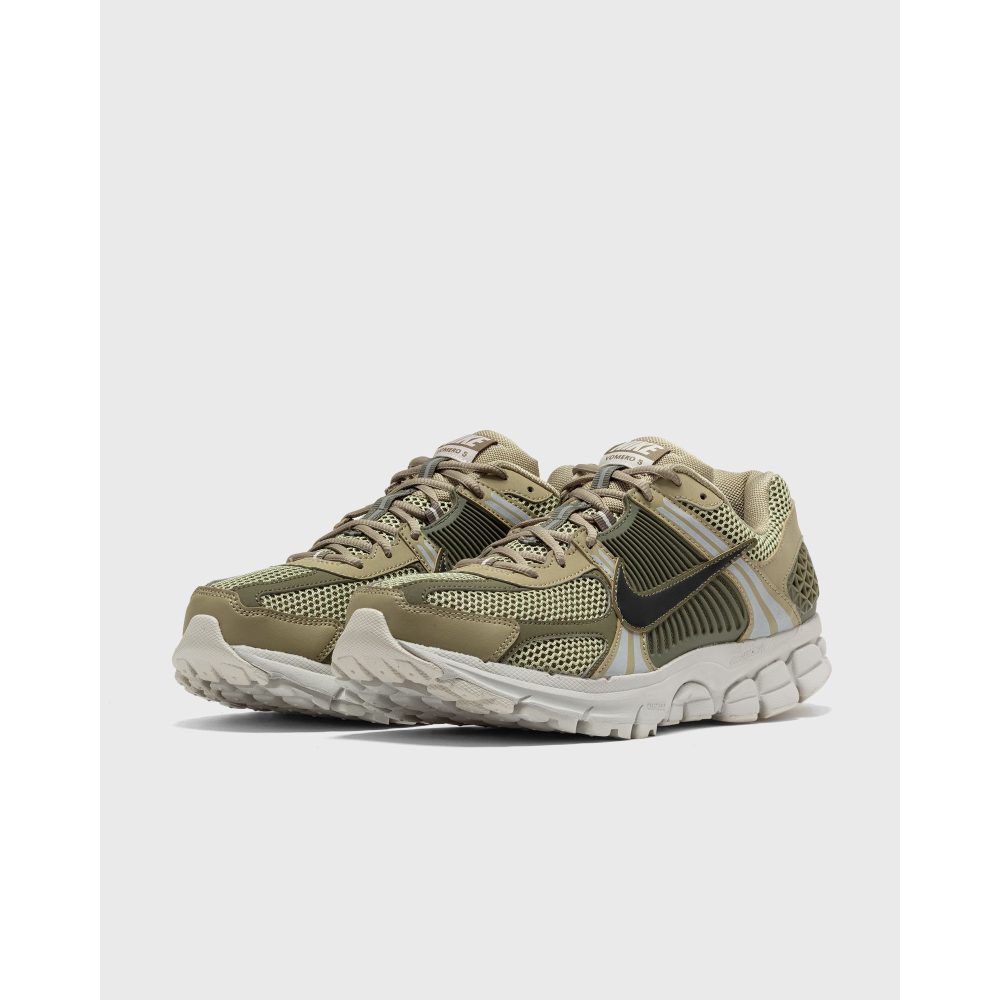 Nike Zoom Vomero 5 FJ1915-200 / grün
