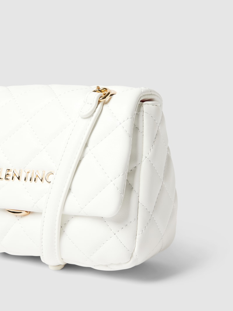Umhängetasche mit Label-Detail Modell 'OCARINA PATTINA' in weiß