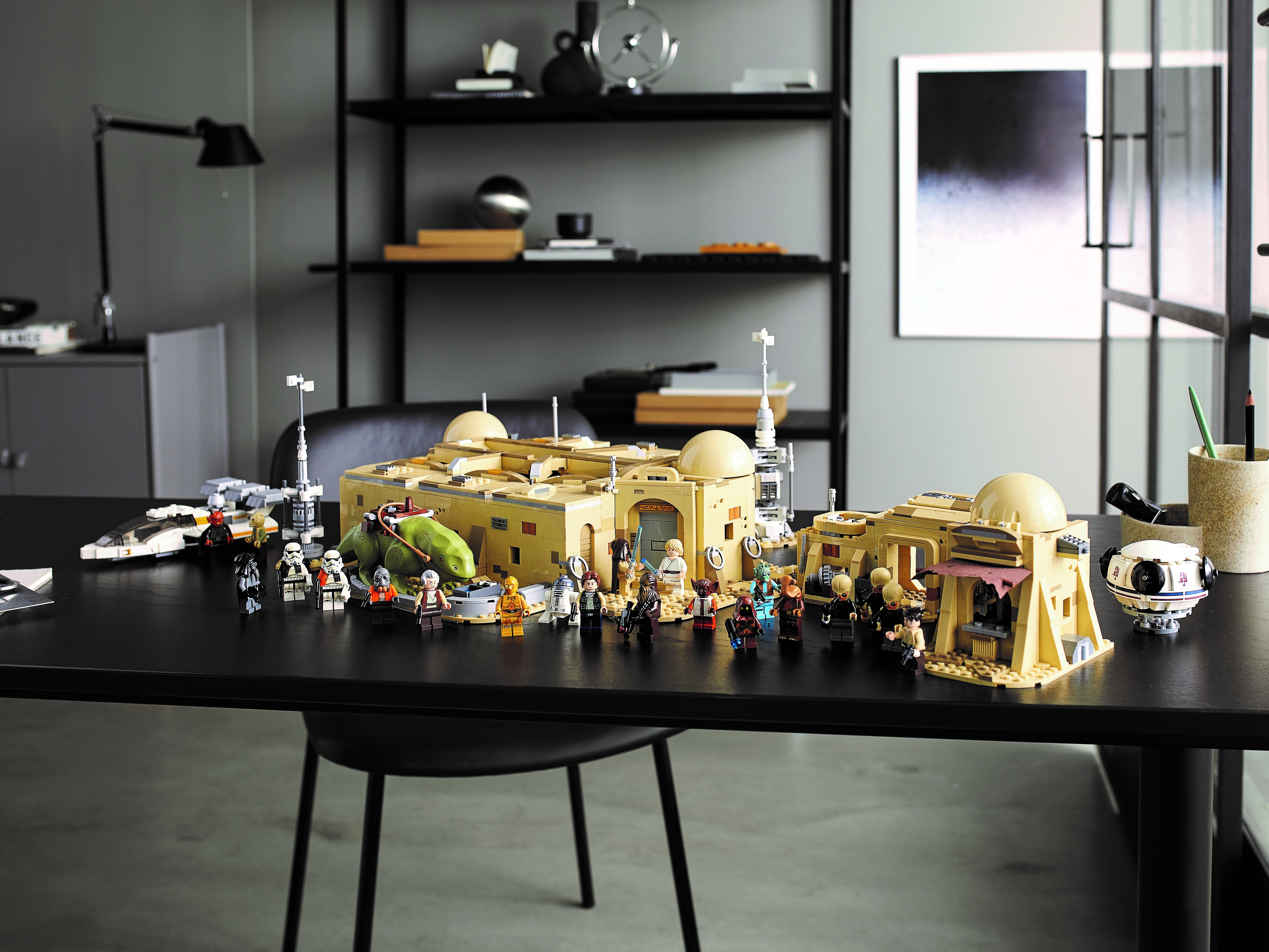 Mos Eisley Cantina™ 75290