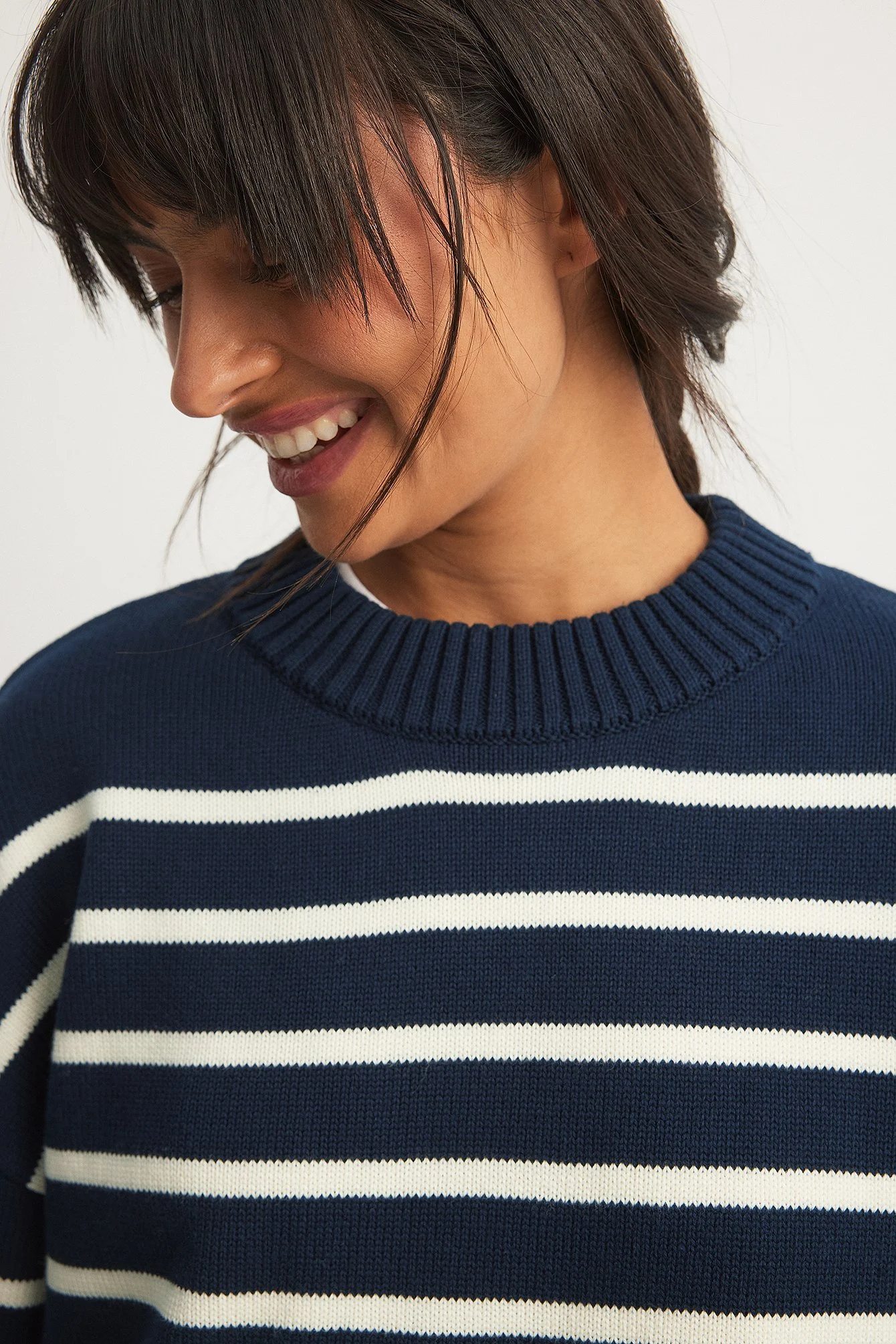 Gestreifter Oversize-Strickpullover