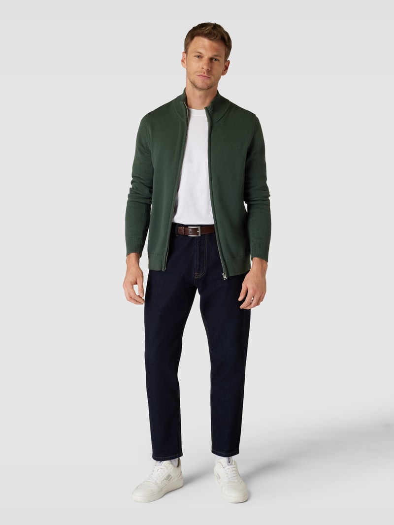 Strickjacke mit Label-Stitching Modell 'STAND JACKET' in olivgrün