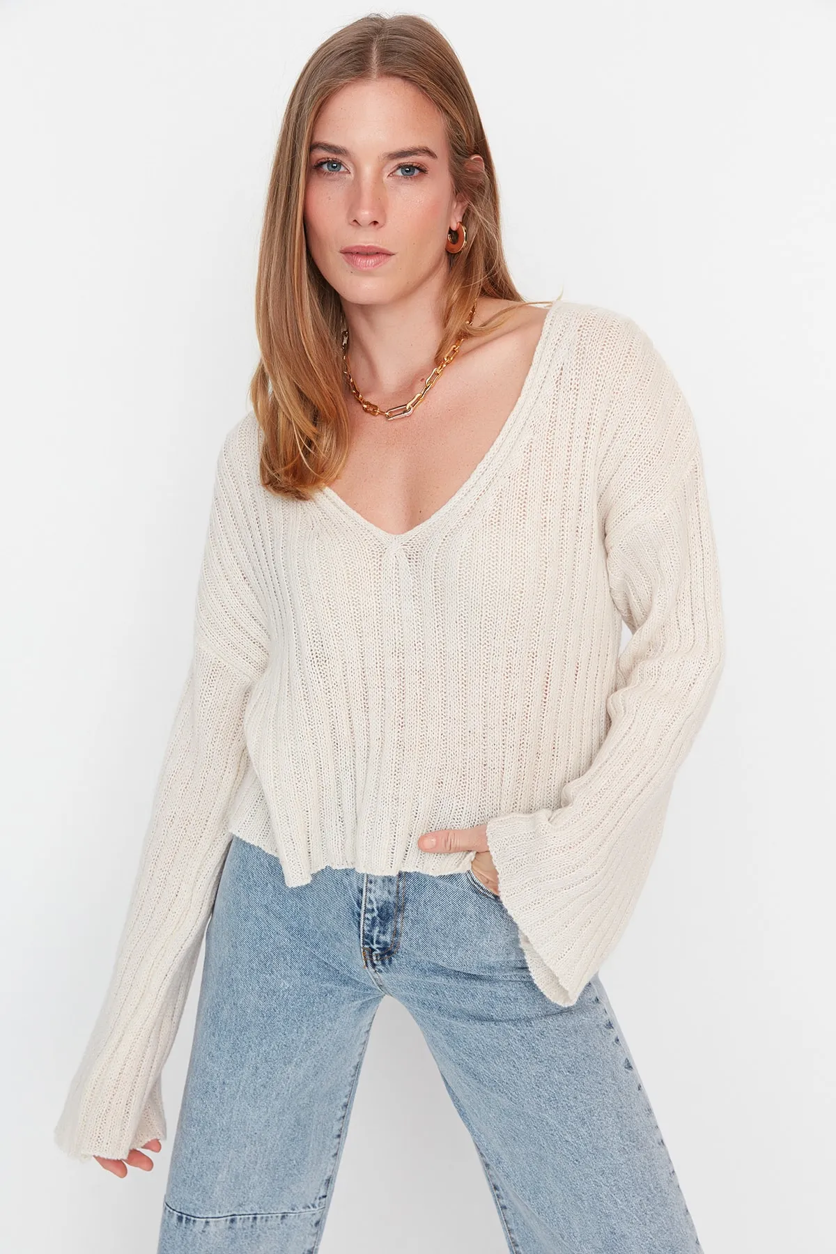 Trendyol Collection  Stone Wide Fit Kurzer Basic-Strickpullover aus Wolle TWOAW23KZ01844