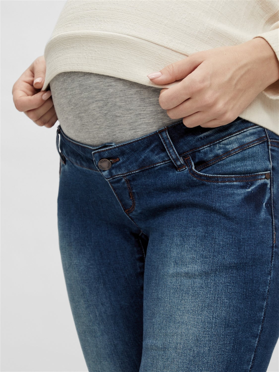 Umstands-jeans