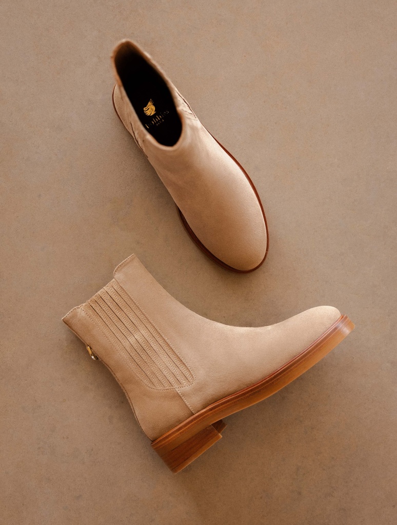 Joyce - Taupe Mohair