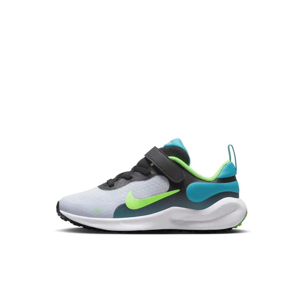 Nike Revolution 7 FB7690-005 / schwarz