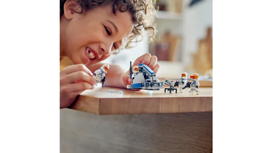 LEGO Star Wars 75359 Ahsokas Clone Trooper der 332. Kompanie – Battle Pack