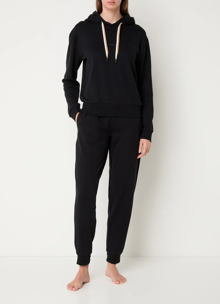 Pantaloni de trening slim fit de la HUGO BOSS, confecționați dintr-un amestec de lyocell.