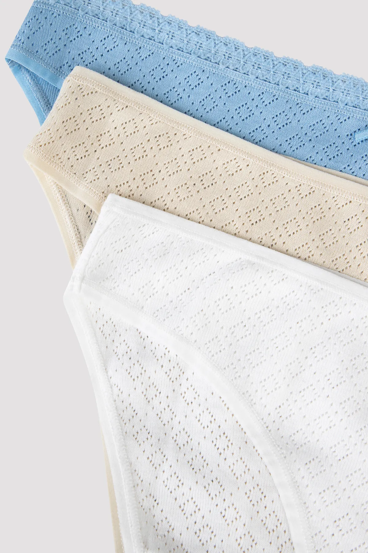 Penti  Fresh Spring 3-teiliges, mehrfarbiges Pointel-Slip-Höschen