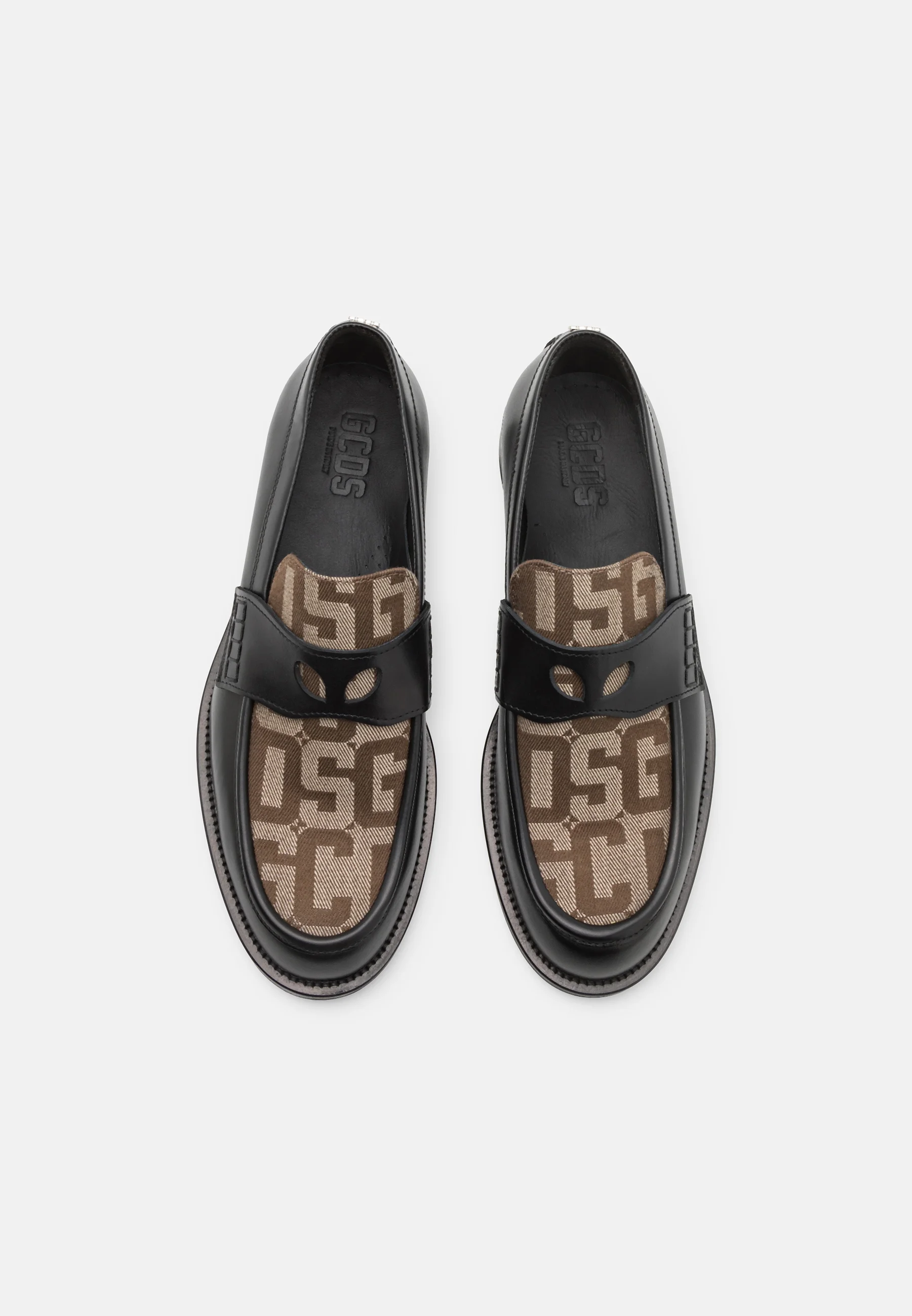 MOCASINES UNISEX GCDS WIRDO CON MONOGRAMA - Zapatos sin cordones