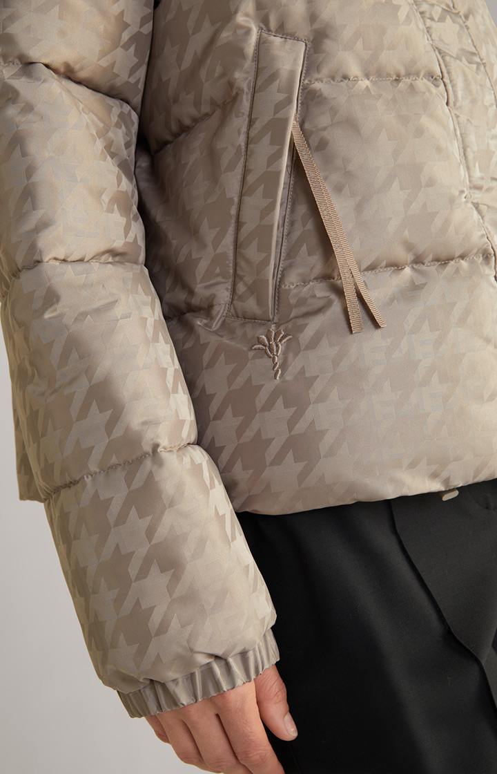 Steppjacke in Greige