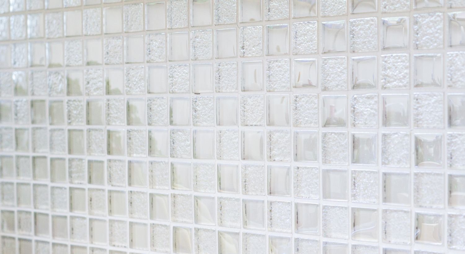 Mosani Mosaikfliesen Glasmosaik Crystal Mosaikfliesen weiß glänzend / 10 Matten