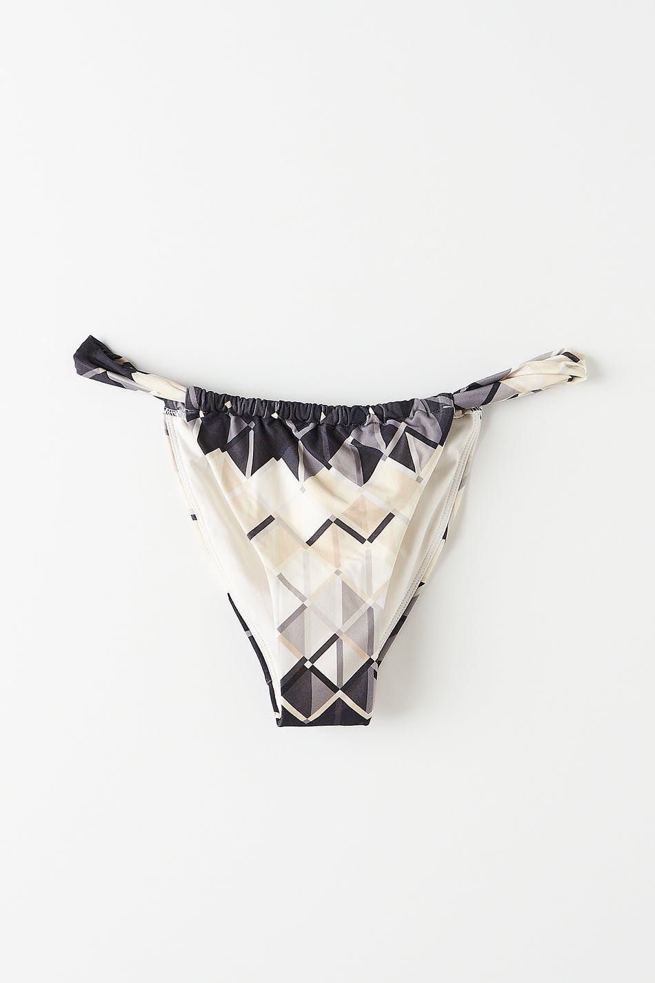 Lotta bikini tanga