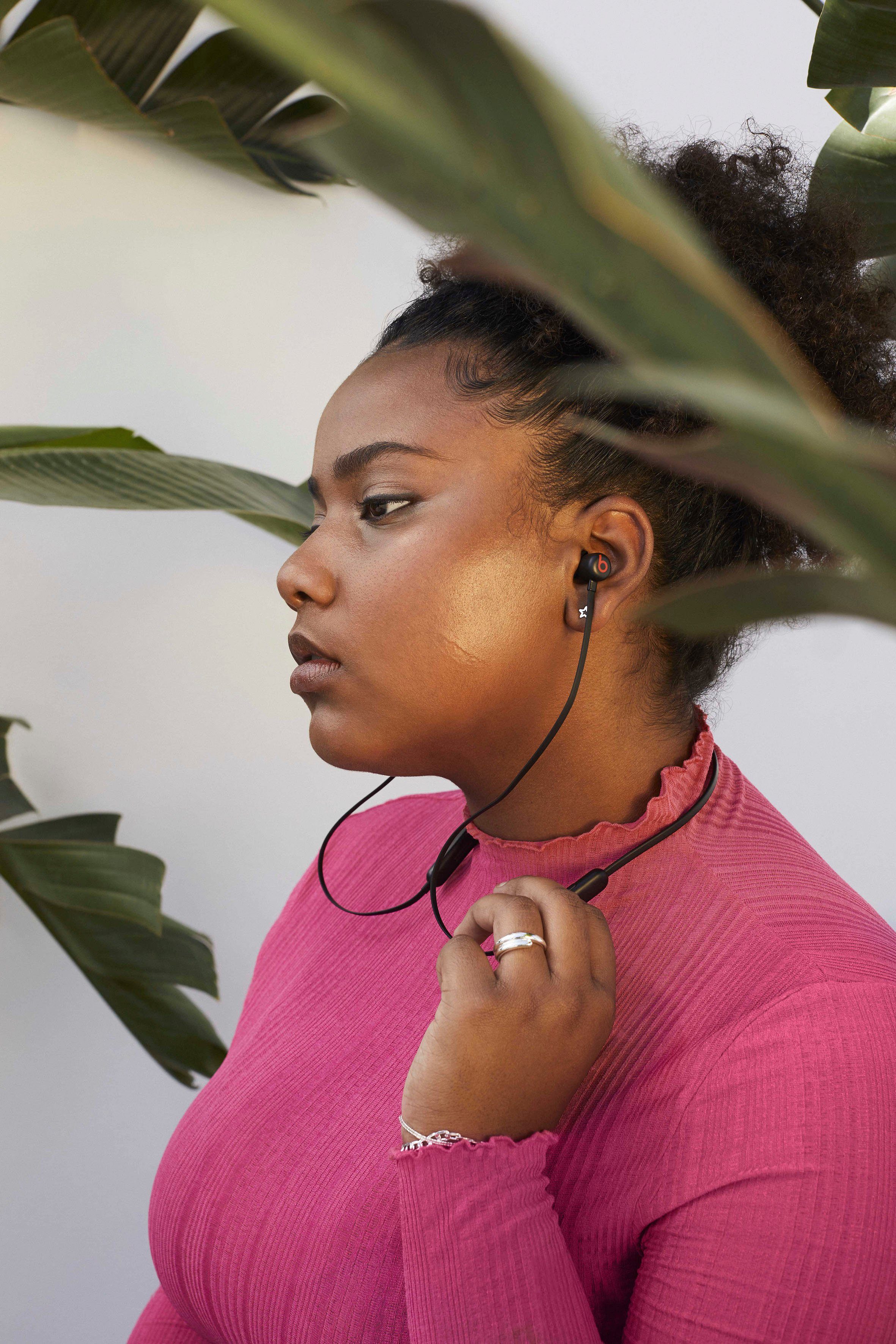 Beats by Dr. Dre Beats Flex wireless In-Ear-Kopfhörer (Freisprechfunktion, Rauschunterdrückung, Sprachsteuerung, Bluetooth, mit Apple W1-Chip)