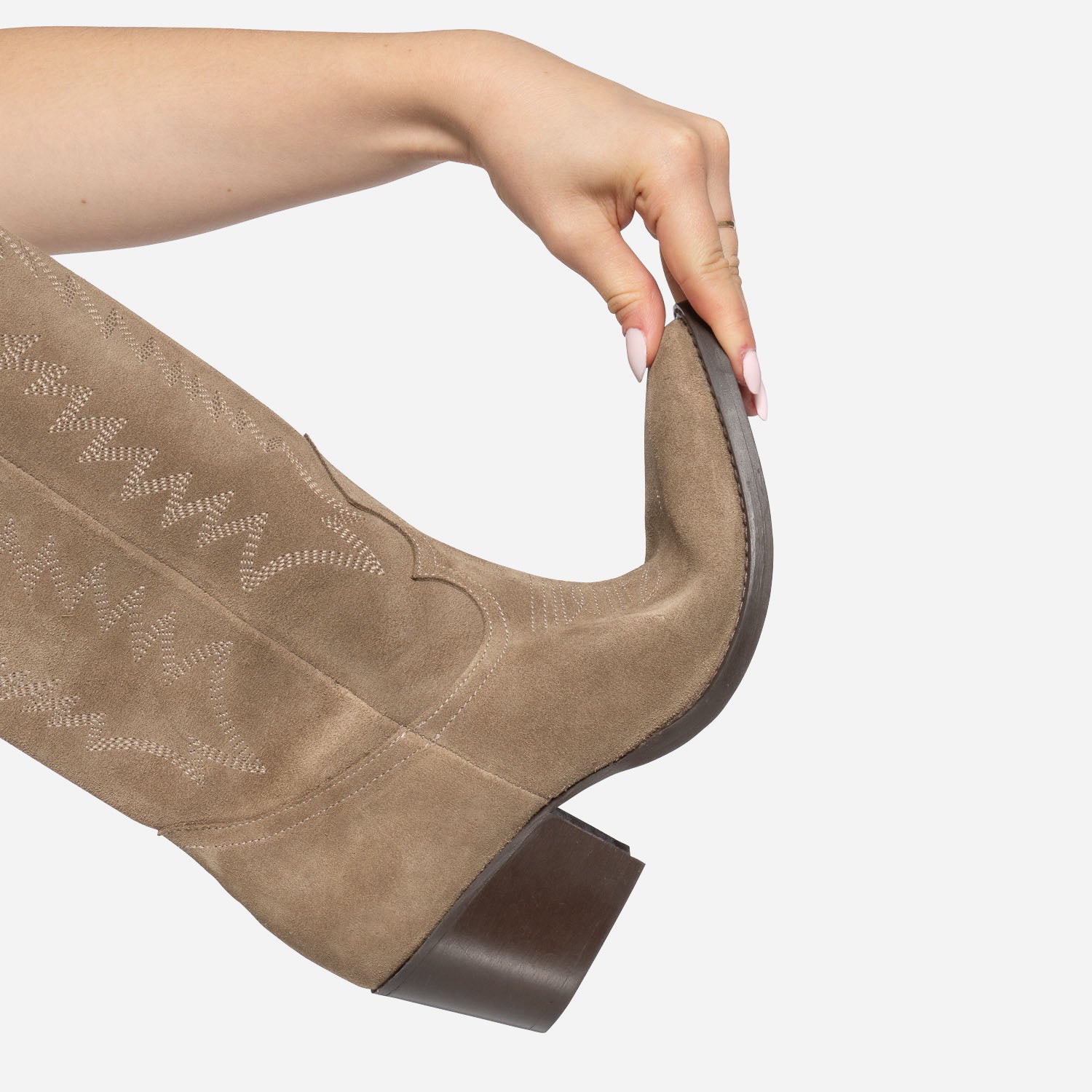 Botte taupe cuir velours éco-conçue esprit santiag