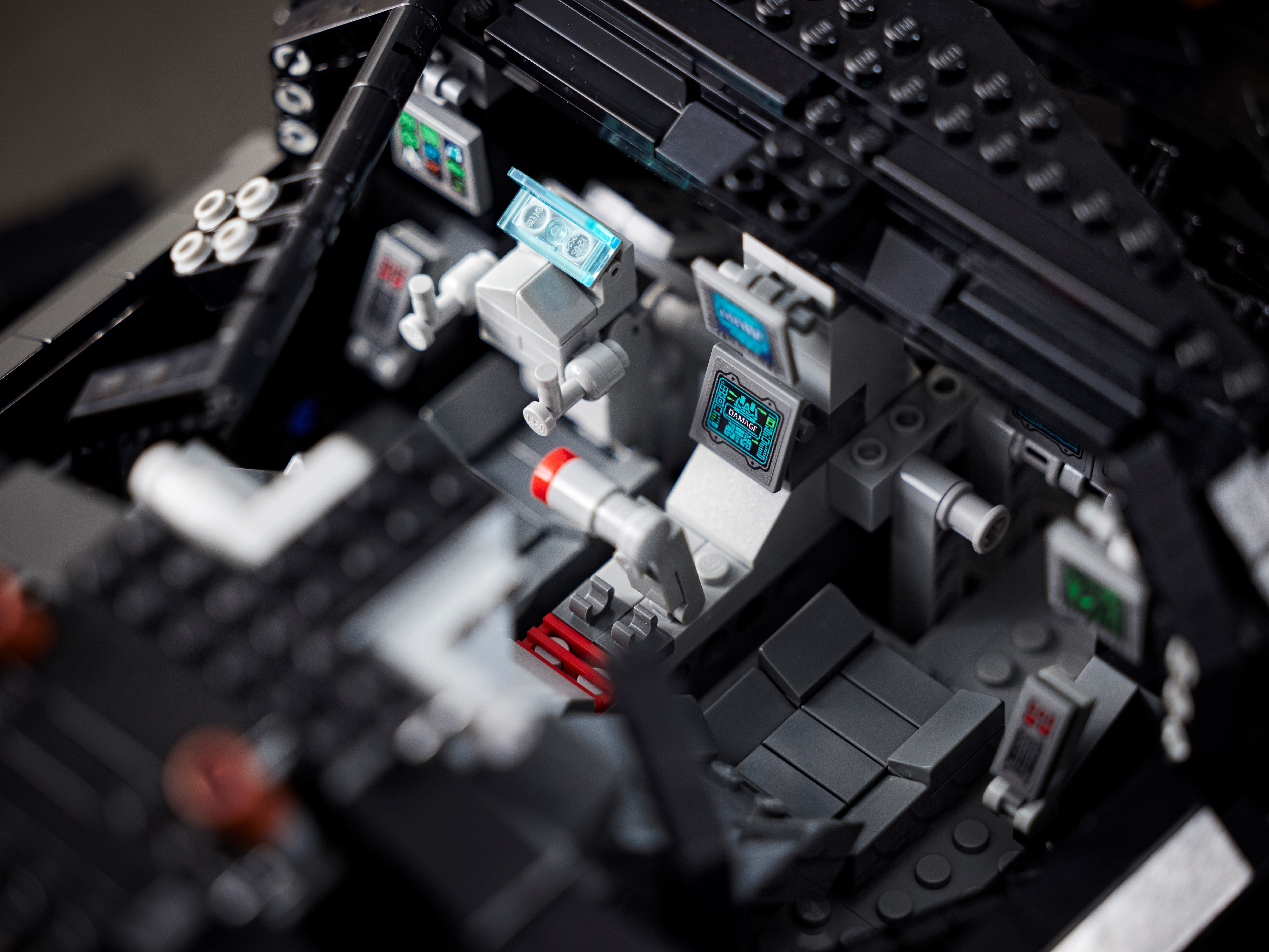 LEGO® DC Batman™ – Batmobile™ Tumbler 76240