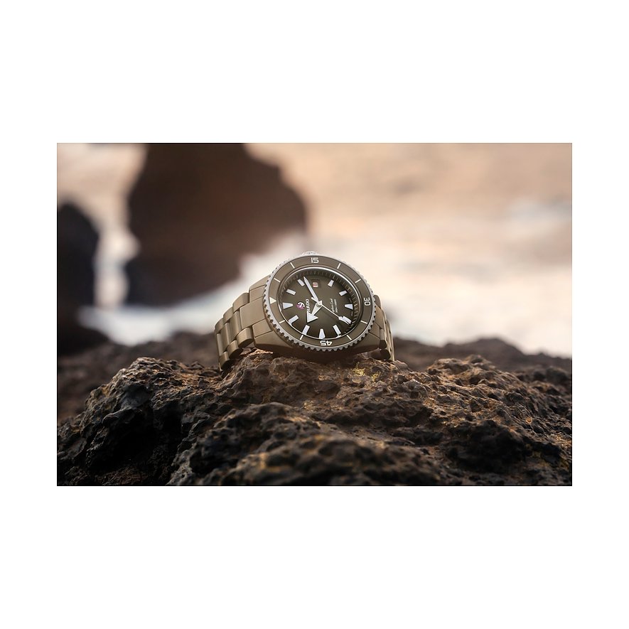 Rado Taucheruhr Captain Cook High-Tech Ceramic