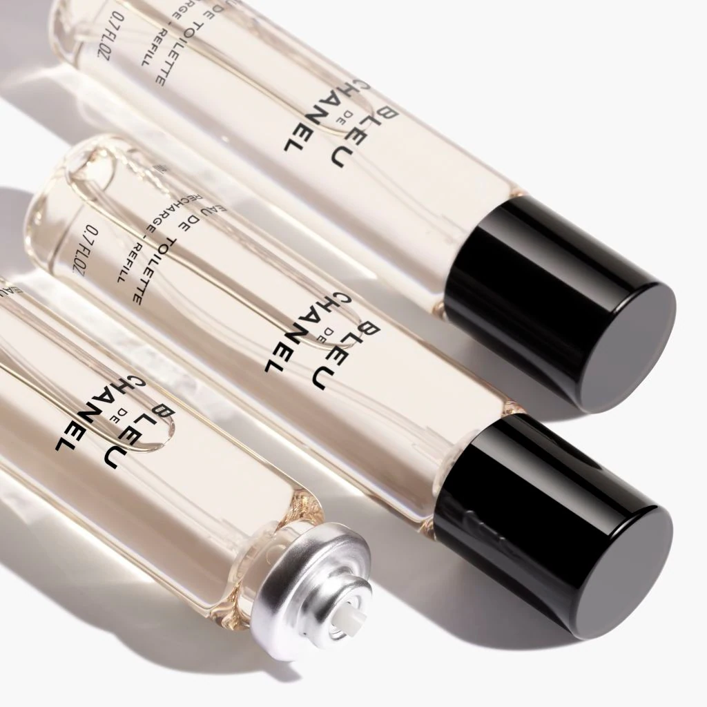 CHANEL TWIST AND SPRAY