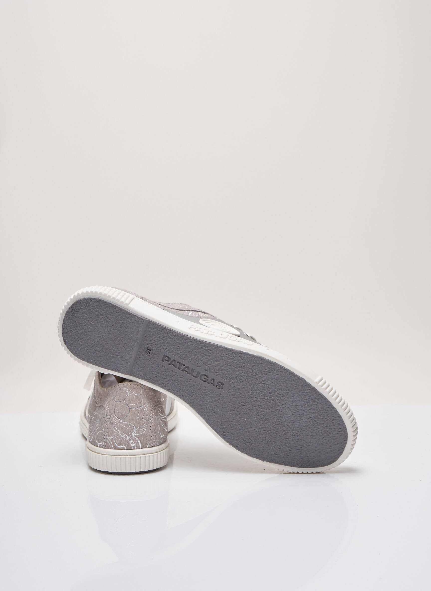 Pataugas Baskets Femme couleur gris
