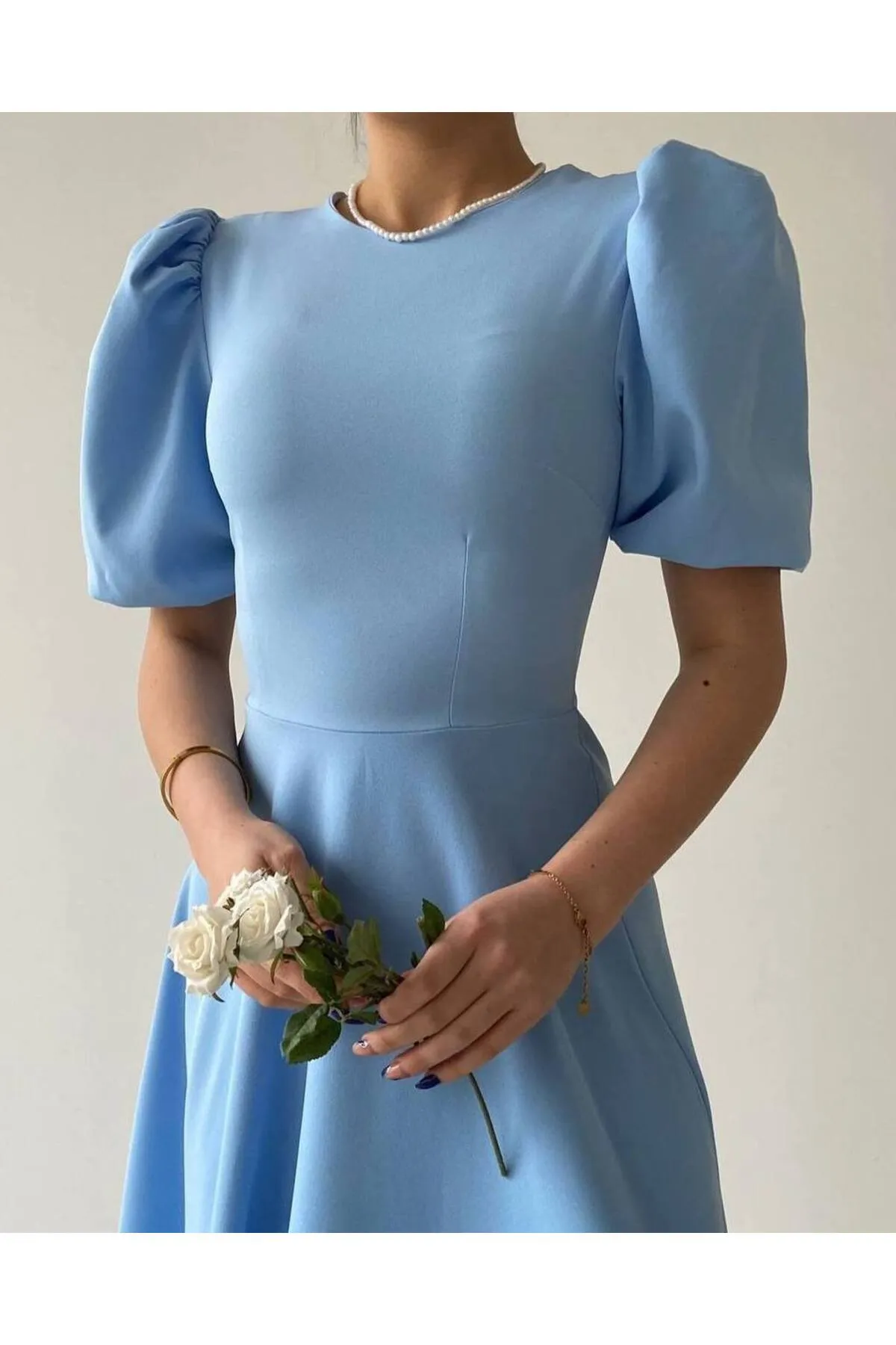 SONREİR  MIDIKLEID MIT WASSERMELONEN-ÄRMELENDETAIL