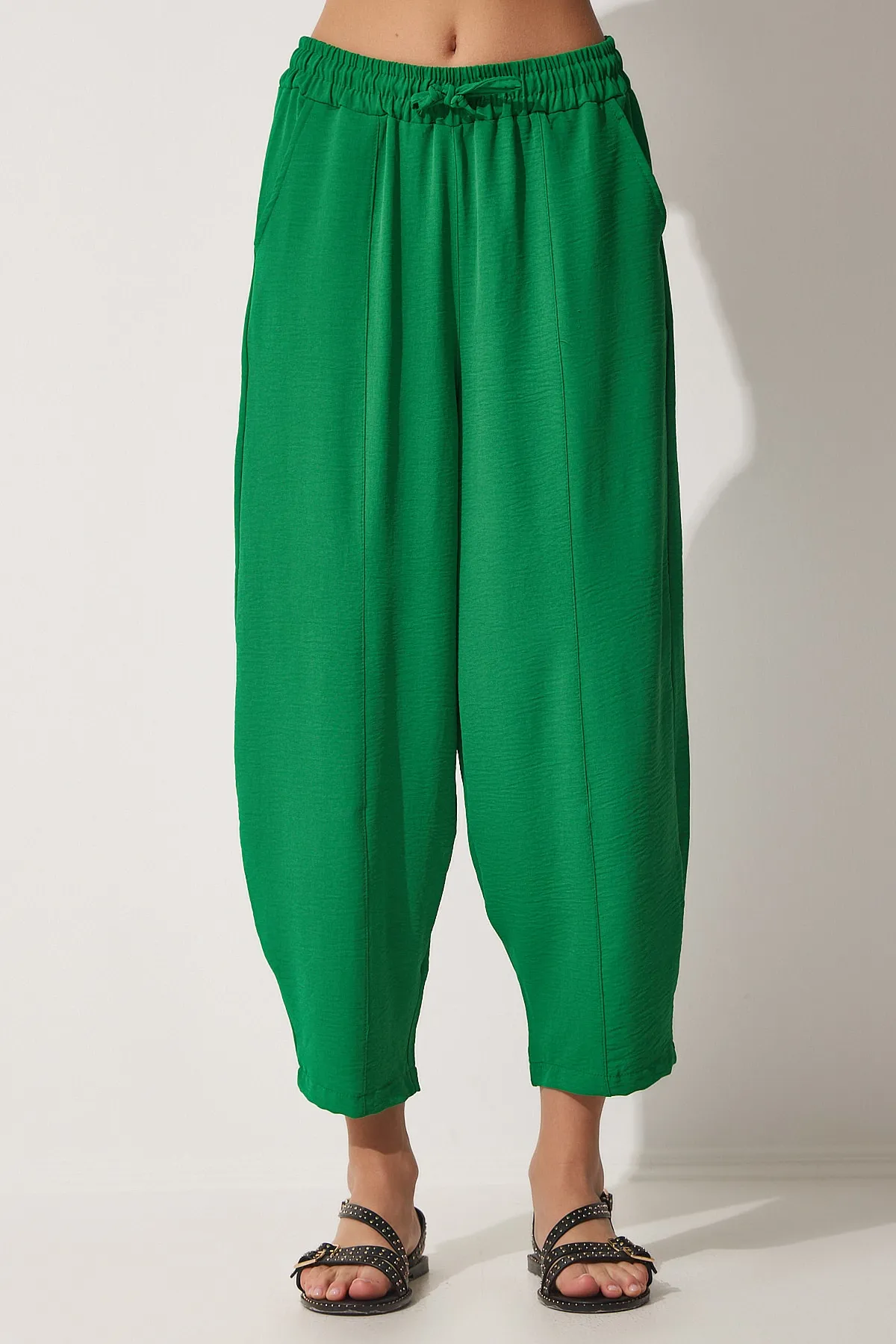 Happiness İstanbul  Leuchtende grüne Leinen-Shalwar-Hose für Damen CI00036