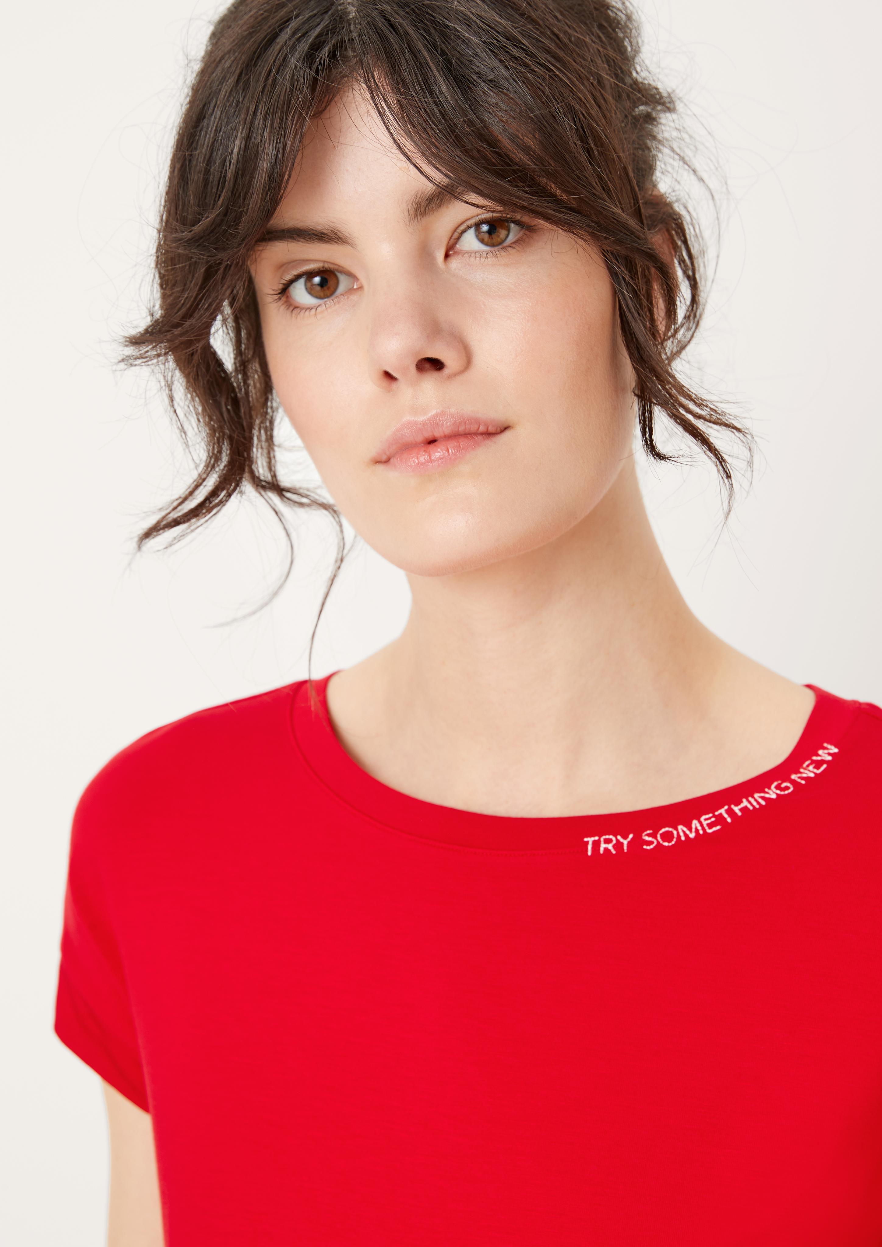 T-Shirt mit Stickerei  2125253-31D2