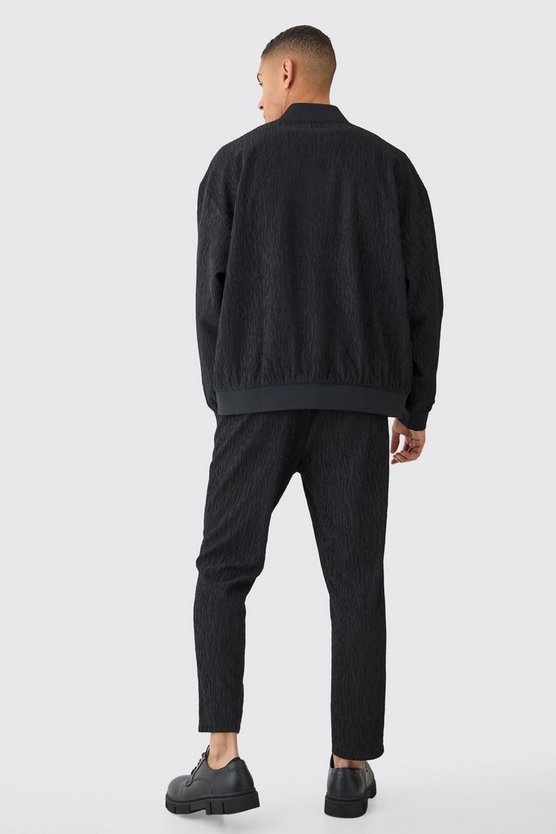 Smarte strukturierte Satin-Bomberjacke