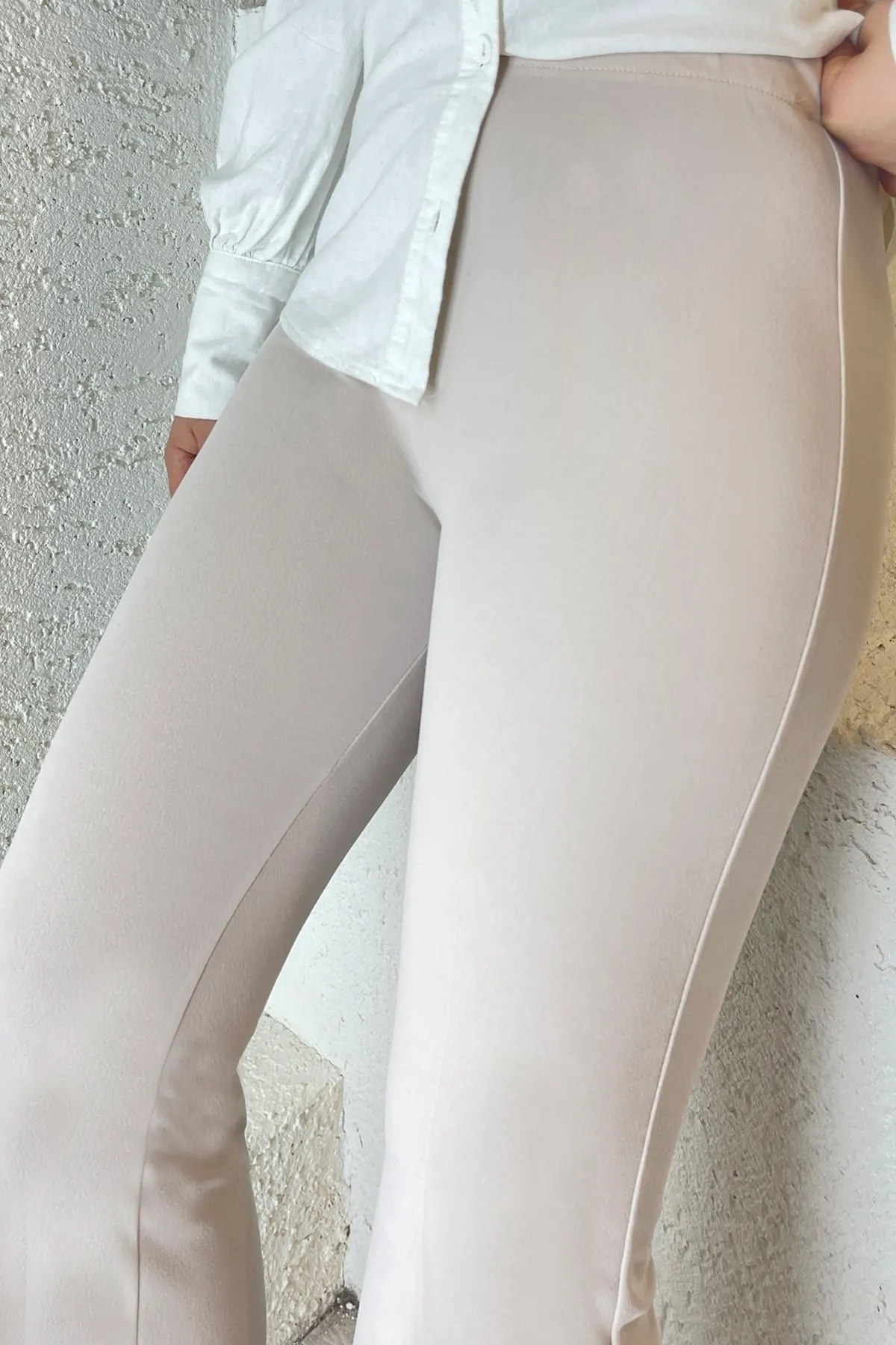 InStyle  Ausgestellte Scuba-Hose – Stein