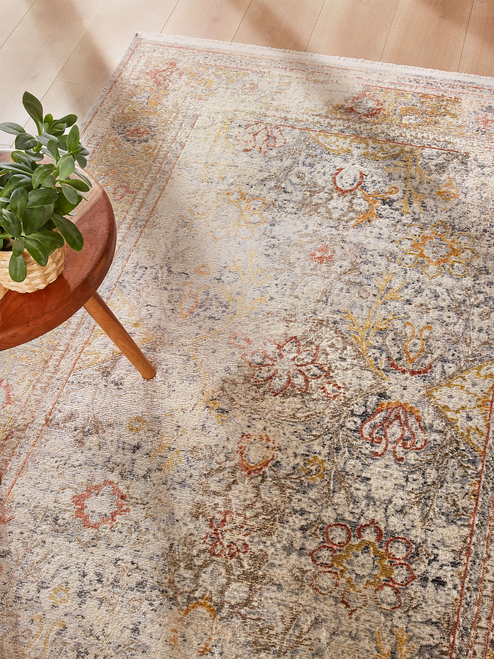 Sanguis Vintage-Teppich, Villa des Arts