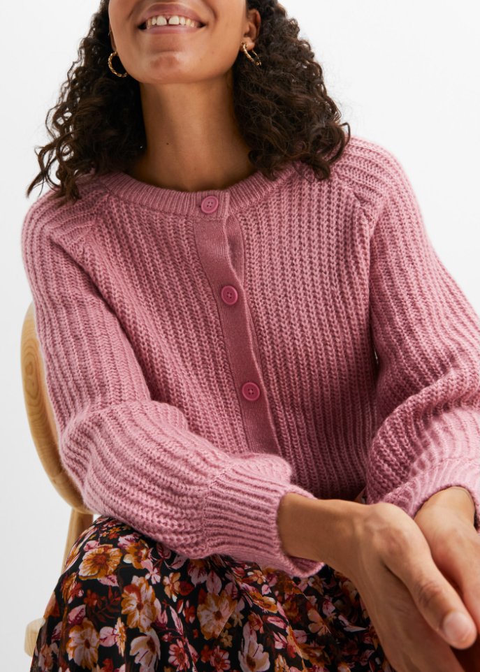 Strickjacke mit Raglan Ärmeln