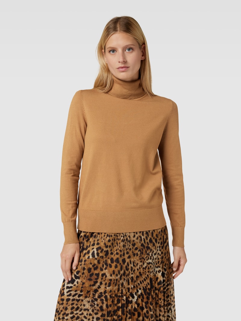 Rollkragenpullover aus Viskose-Mix mit gerippten Abschlüssen in camel