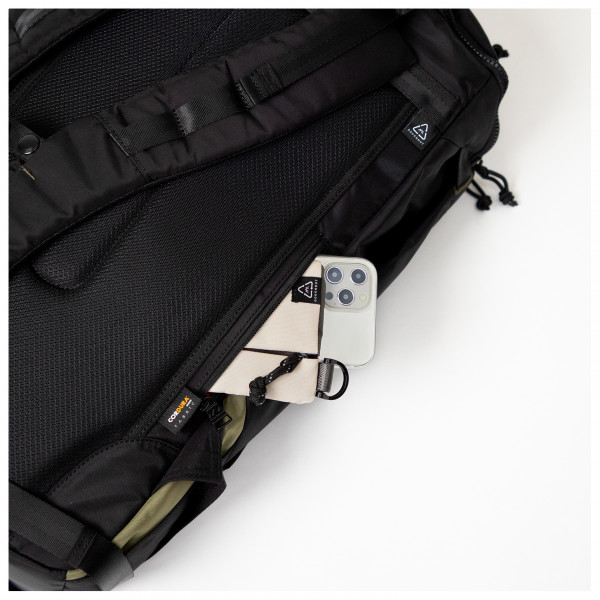 Doughnut - Dynamic Large Titan 22 - Daypack