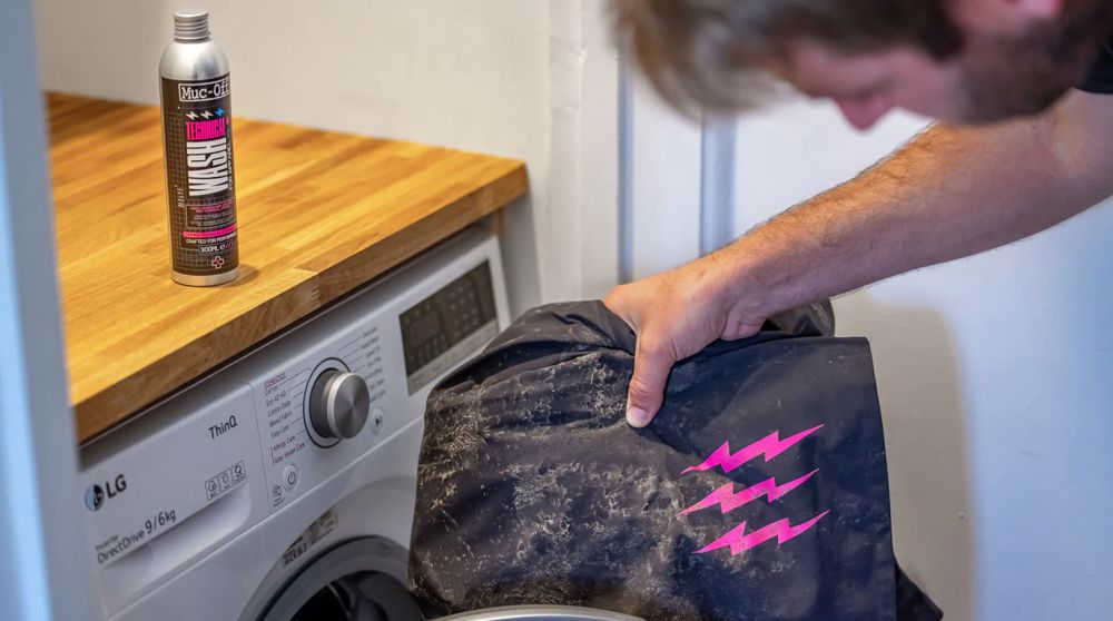 Muc-Off Technical Wash For Apparel 300ml Waschmittel kaufen | Bike-Discount
