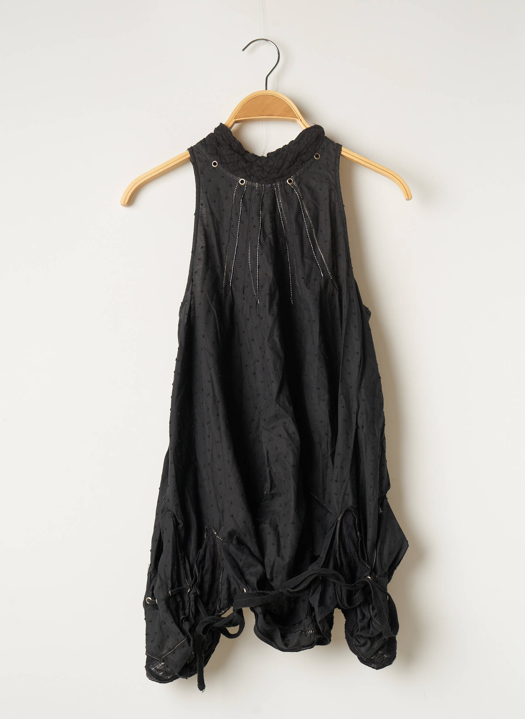 Iconoclast Tuniquesansmanche Femme couleur noir